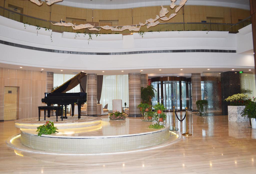 Hotel Noble Center