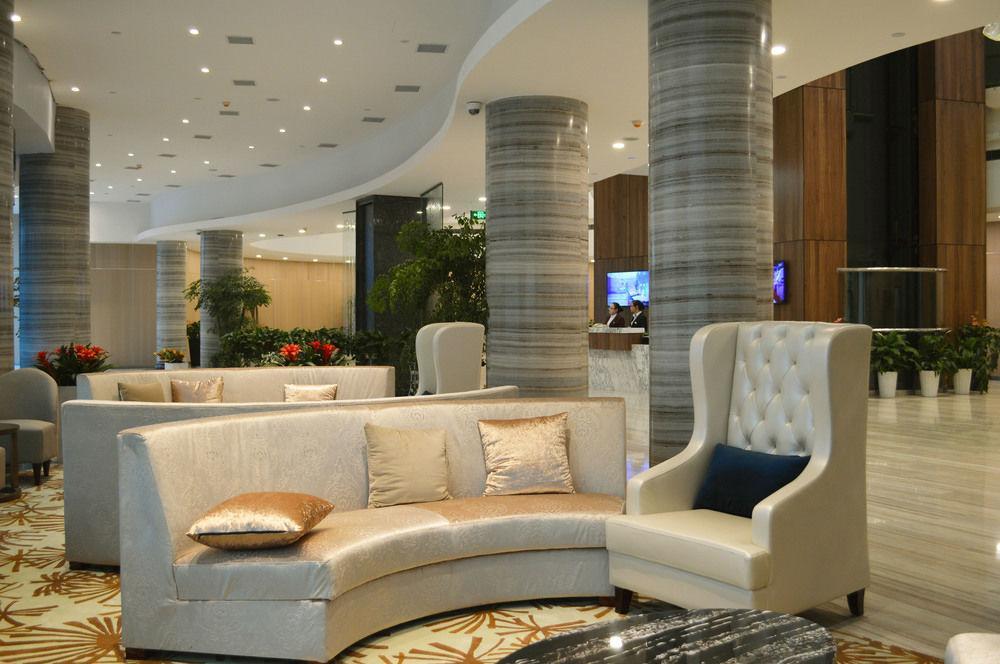 Noble Center Hotel 4*