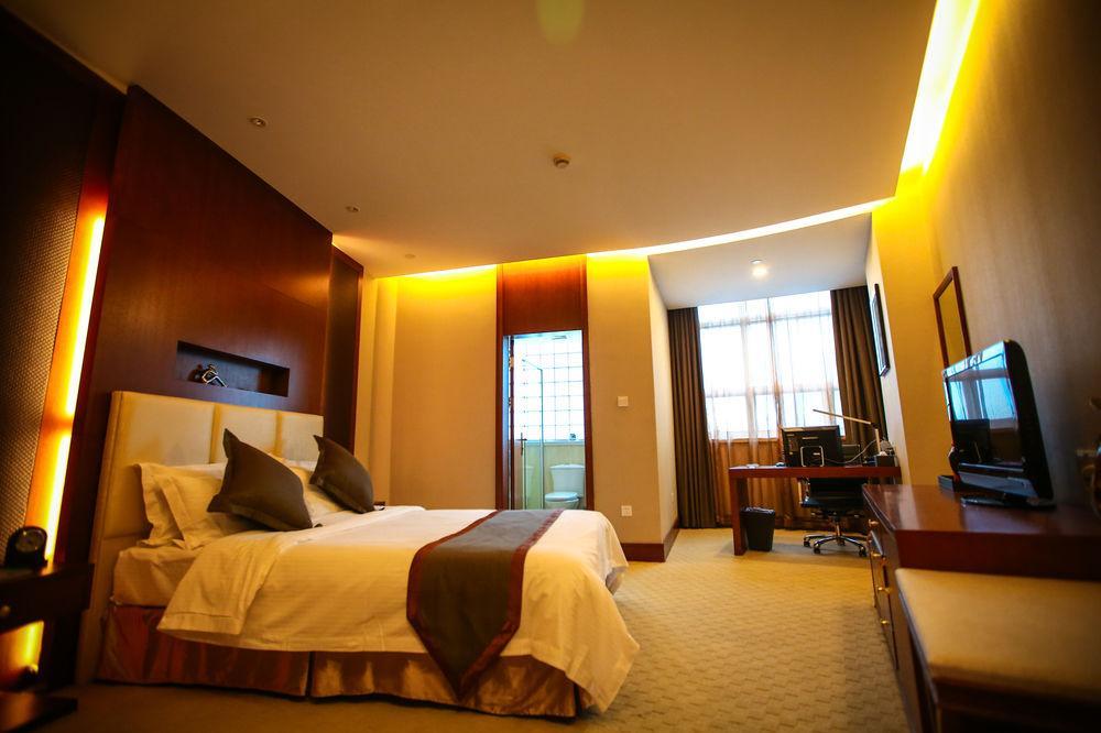 Noble Center 4*