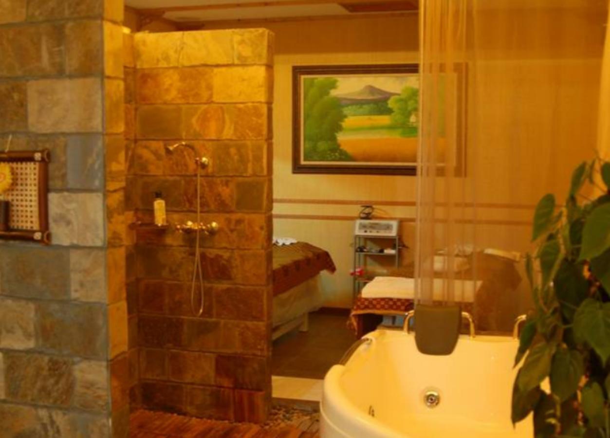 Hotel Noble Center 4*