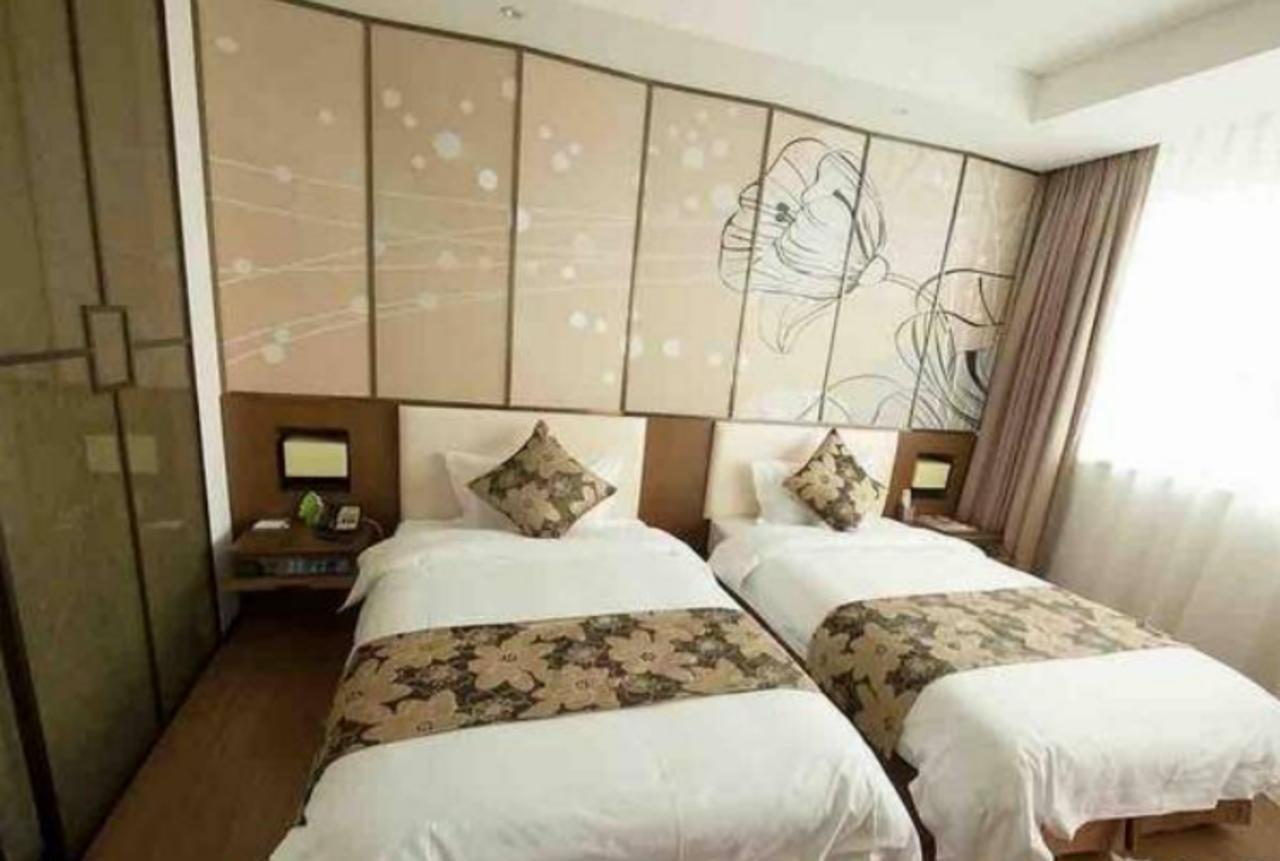 Hotel Noble Center