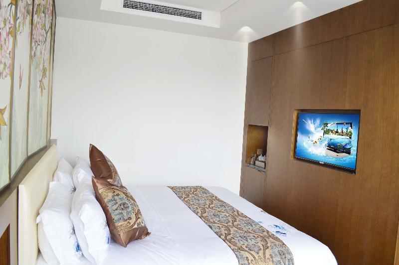 Noble Center Hotel 4*