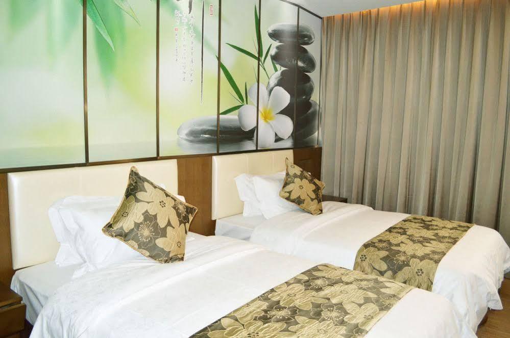 Noble Center Hotel Shanghai