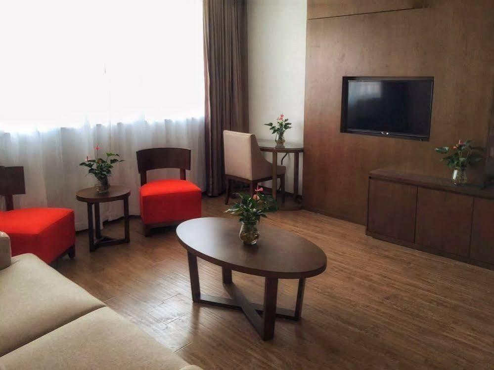 Hotel Noble Center 4*