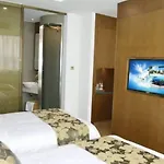 Noble Center Hotel