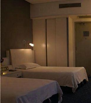 Noble Center Hotel Shanghai